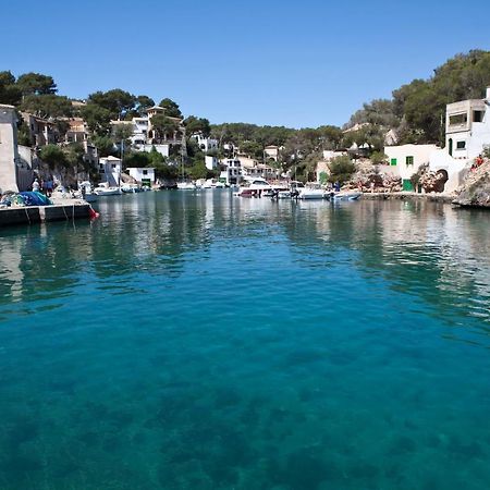 Apartamentos Llevant Cala Figuera  Quarto foto